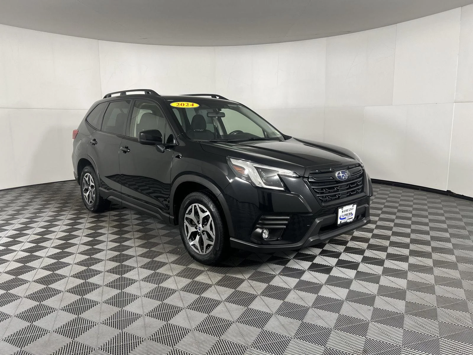 Used 2024 Crystal Black Silica Subaru Premium image 21