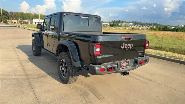 New 2026 Black Clear-Coat Exterior Paint Jeep Rubicon image 6