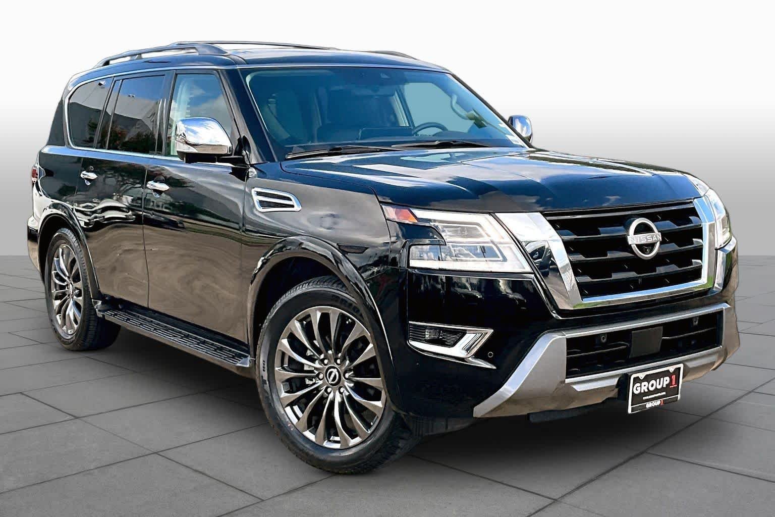 Used 2023 Super Black Nissan Platinum image 3