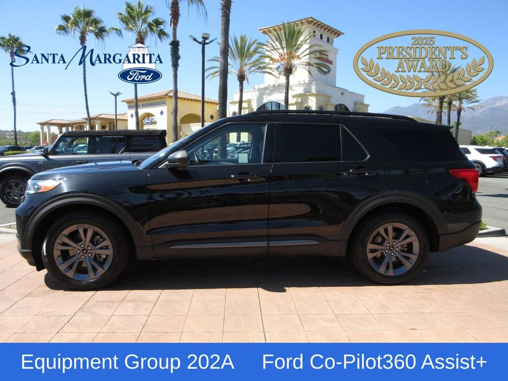 Used 2021 Agate Black Metallic Ford XLT image 1