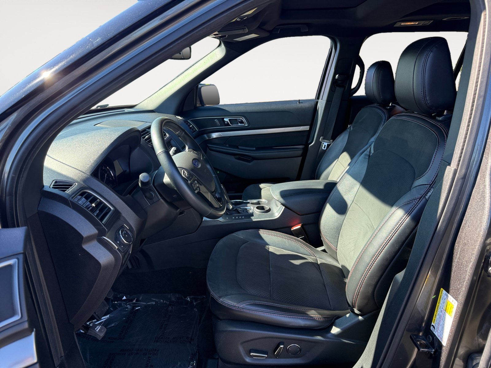 Used 2018 Magnetic Ford XLT image 10