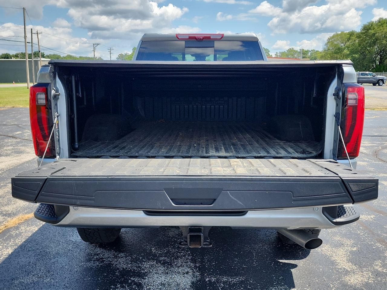 Used 2024 Sterling Metallic GMC Denali image 25