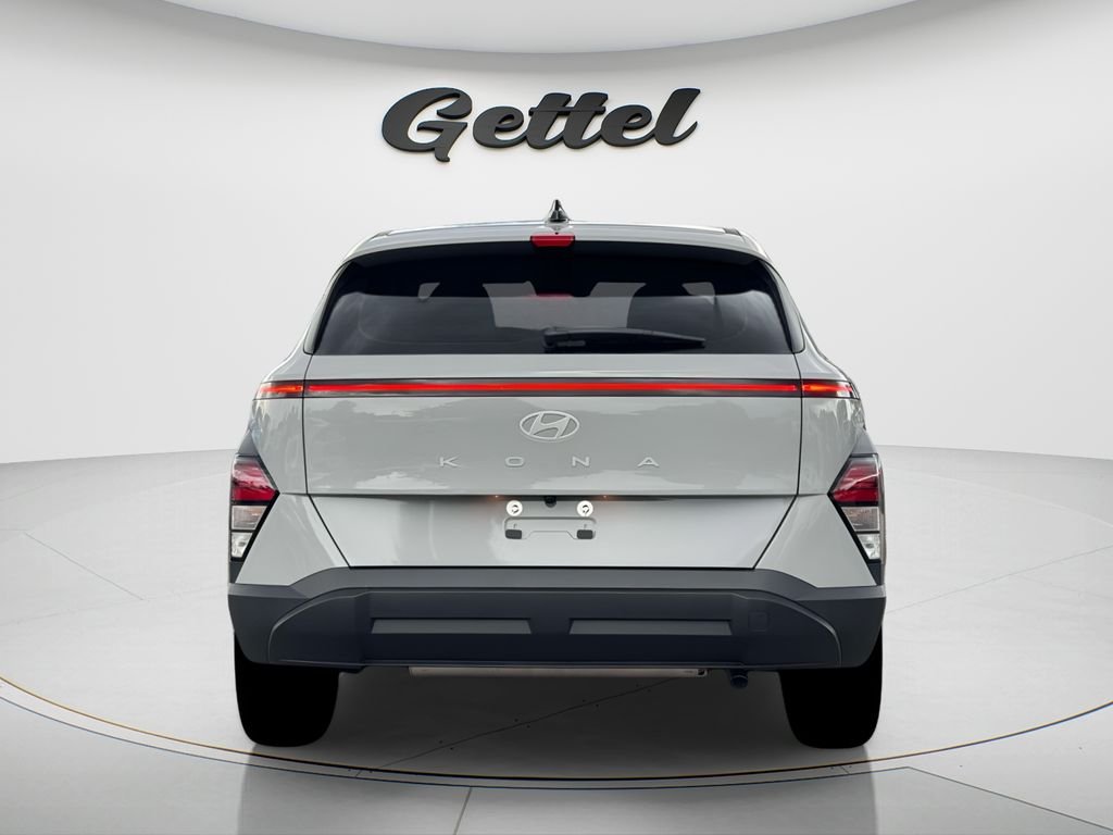 New 2026 Gray Hyundai SE FWD image 10