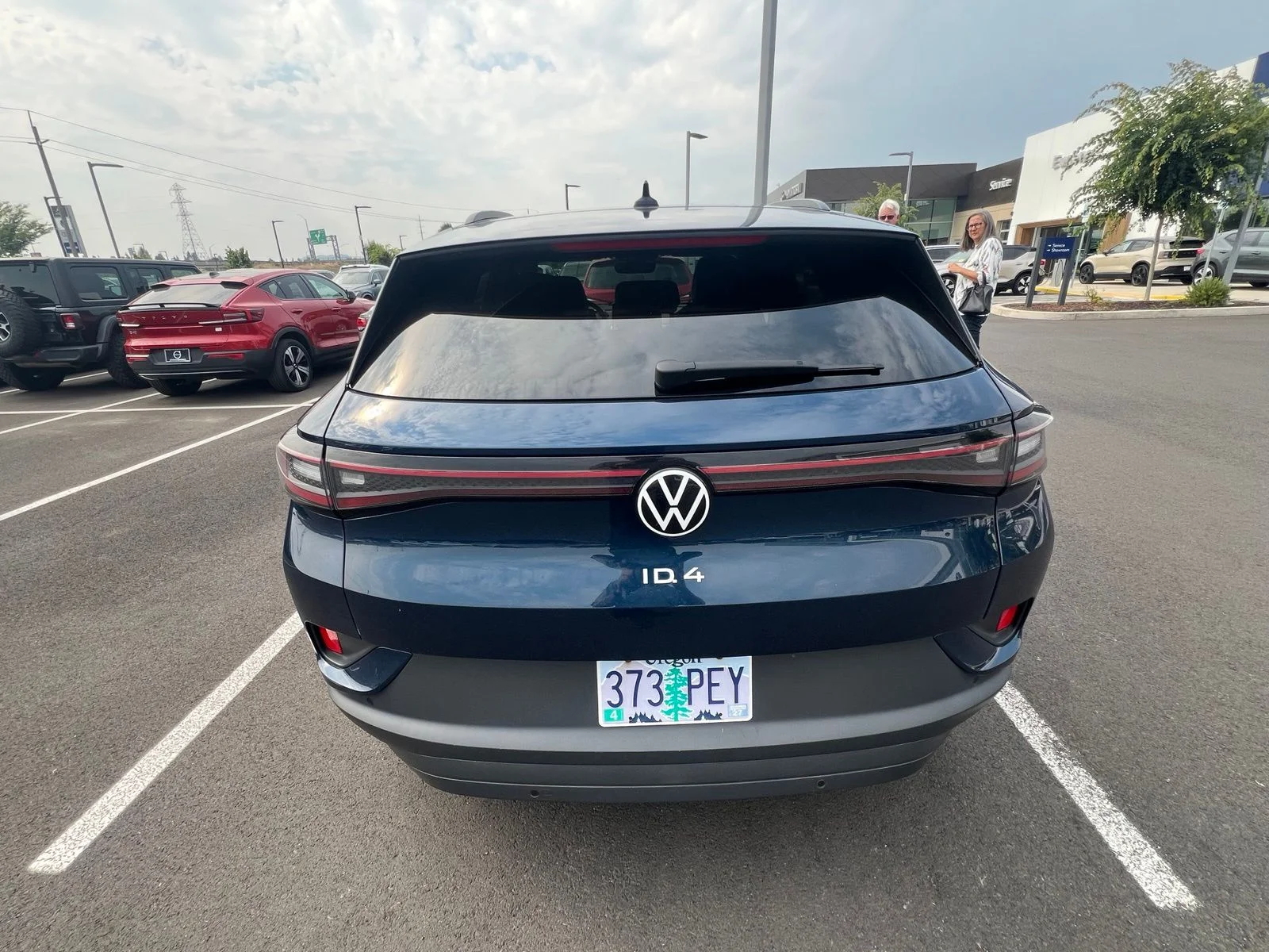 Used 2023  Volkswagen Pro image 5
