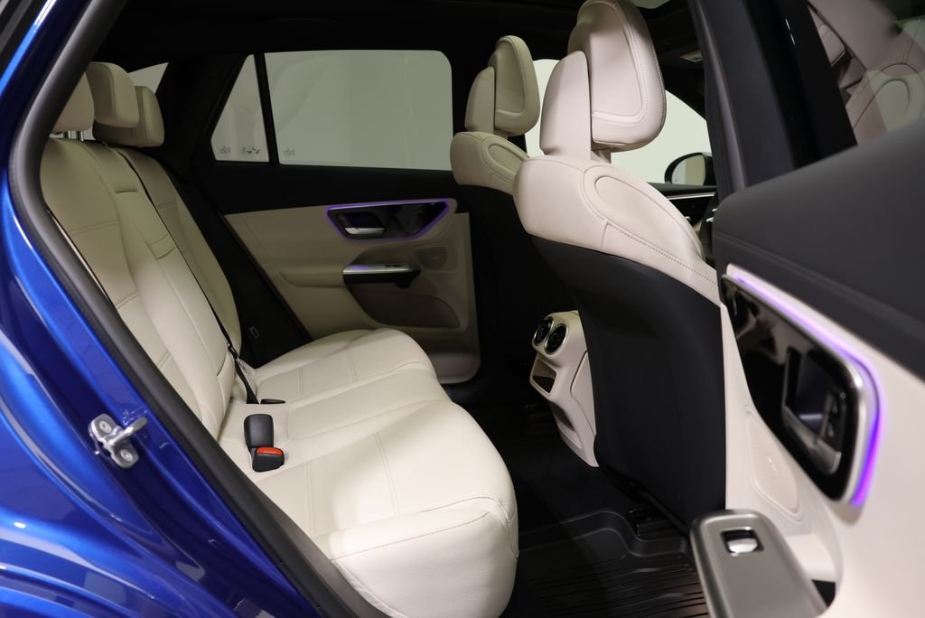 Used 2027 Starling Blue Metallic Mercedes-Benz GLC 300 image 52