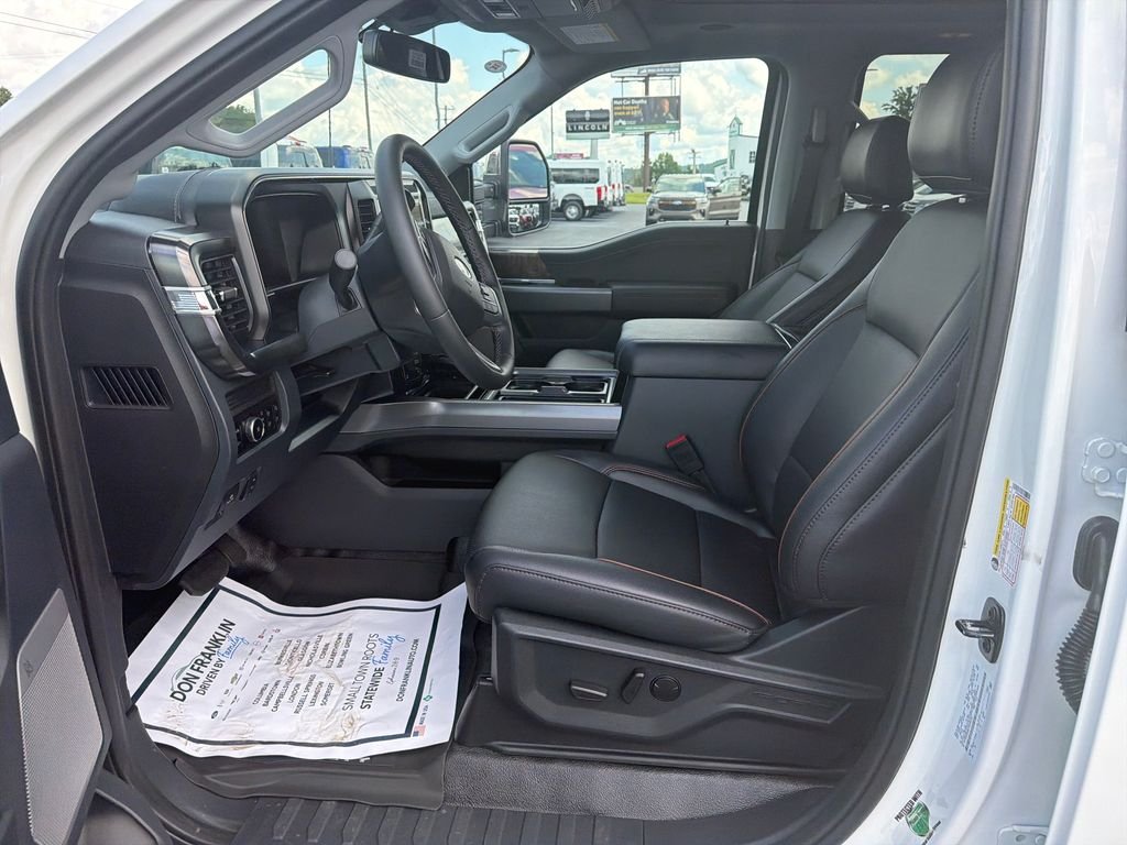 New 2026 Star White Metallic Tri-Coat Ford F-250® Lariat® image 13