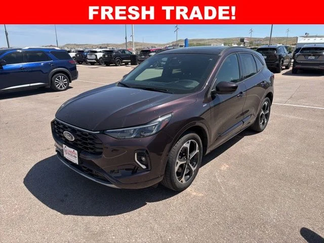 2023 Ford Escape ST-Line Elite AWD 2.0L's photo