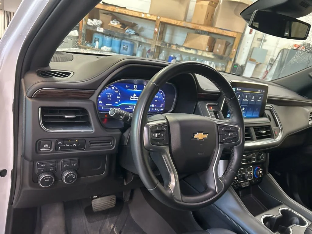 Used 2023 Summit White Chevrolet LT image 9