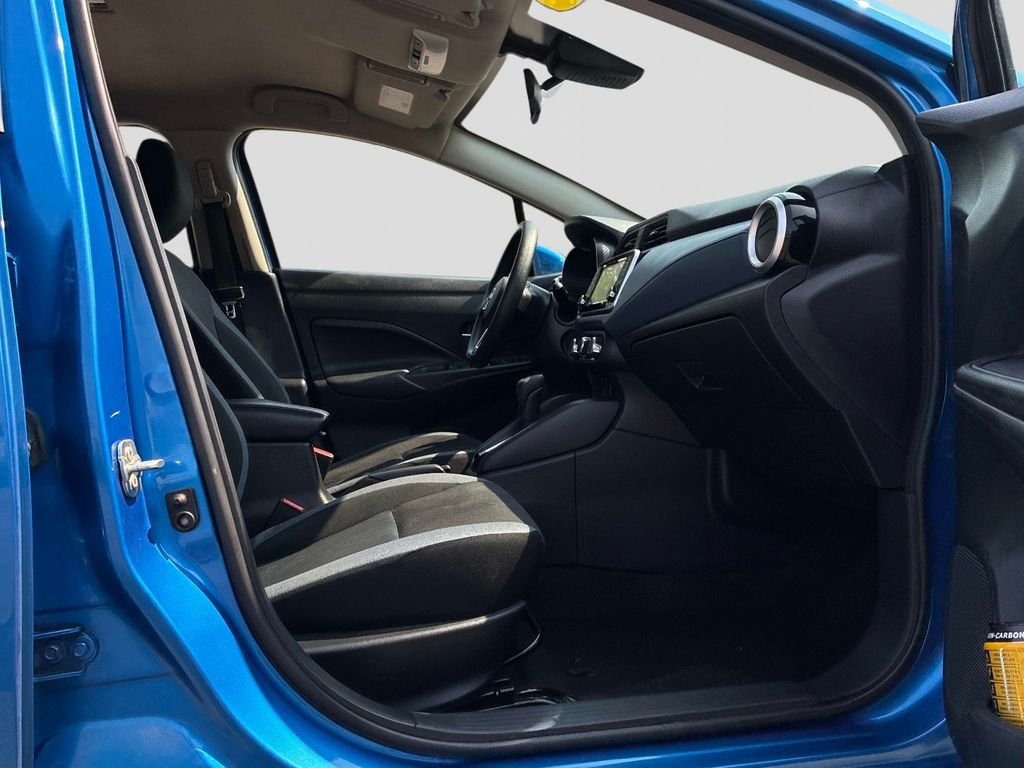 Used 2024 Blue Nissan 1.6 SV image 10