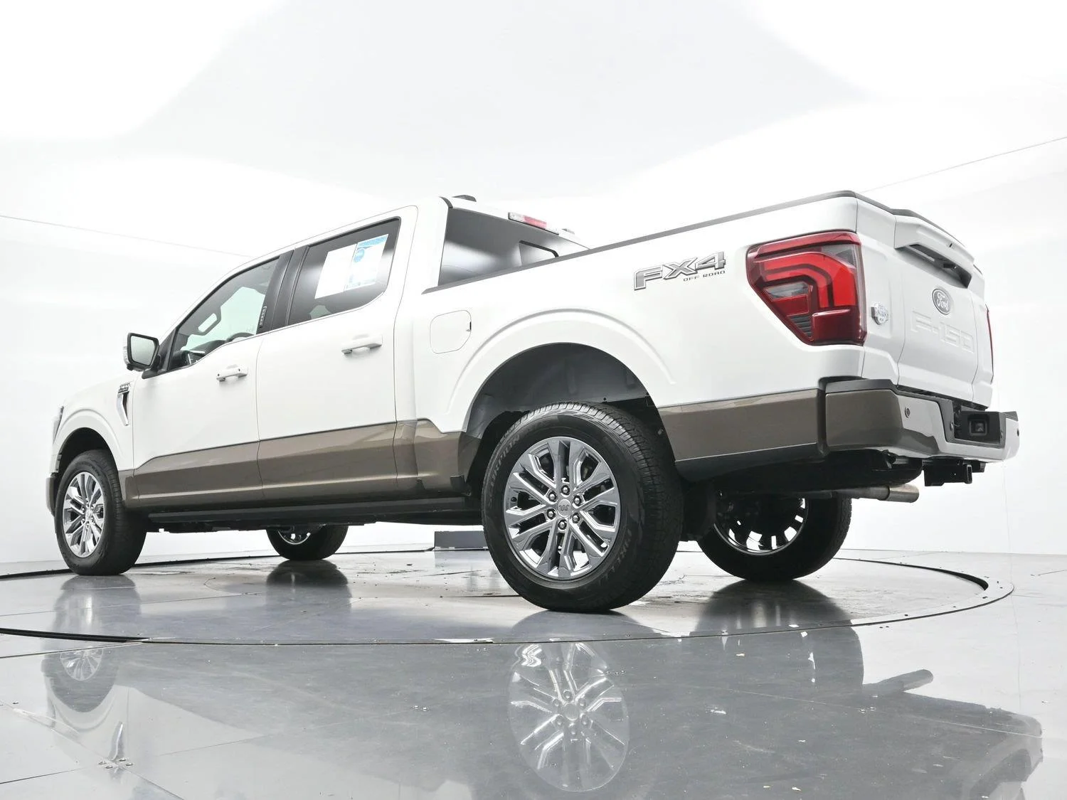 Used 2026 Star White Metallic Tri-coat Ford King Ranch image 50