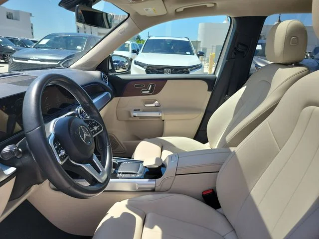 Used 2023 White Mercedes-Benz GLB 250 image 24