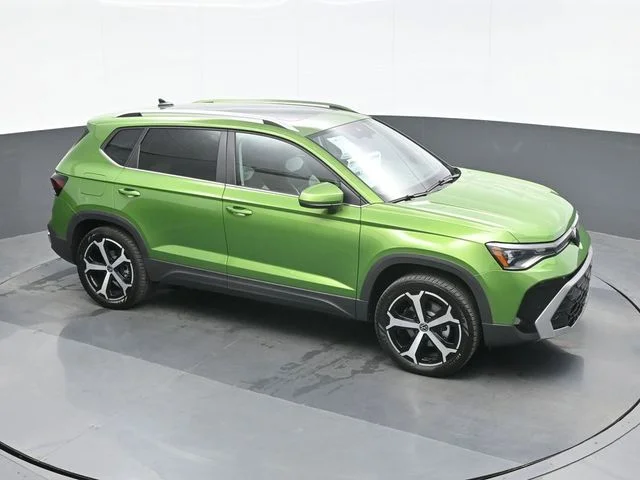 New 2026 Green Volkswagen 1.5T SEL image 15