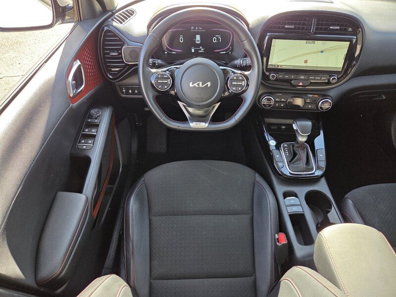 Used 2023 White Kia GT-Line image 17