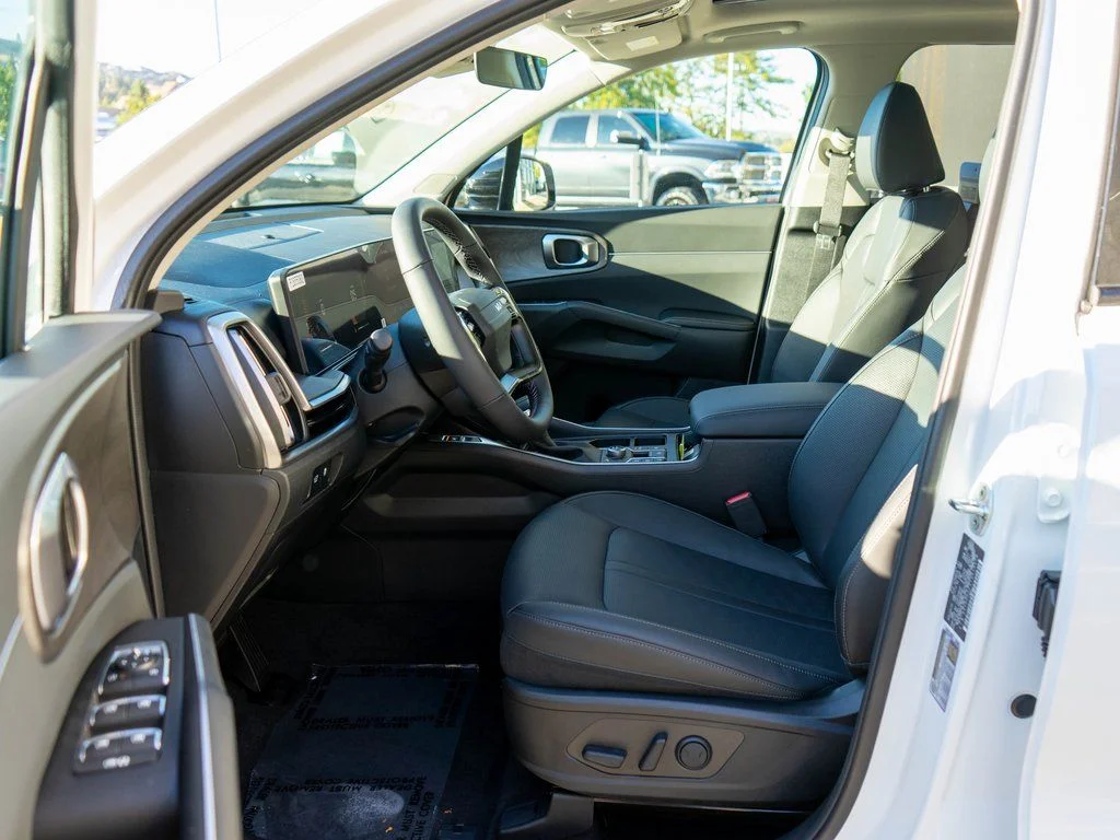 New 2026 Glacial White Pearl Kia X-Line EX AWD image 11