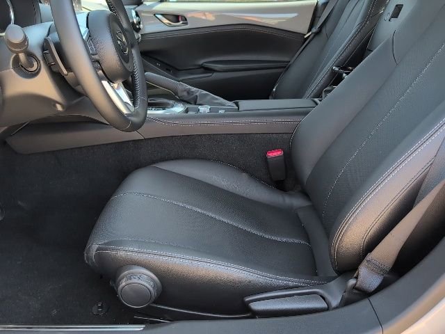 2025 Mazda MX-5 Miata RF Grand Touring - Photo 10