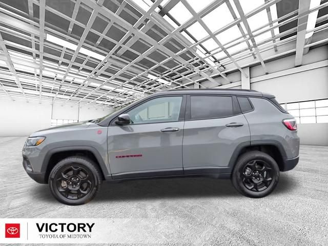 Used 2024 Gray Jeep Trailhawk image 7