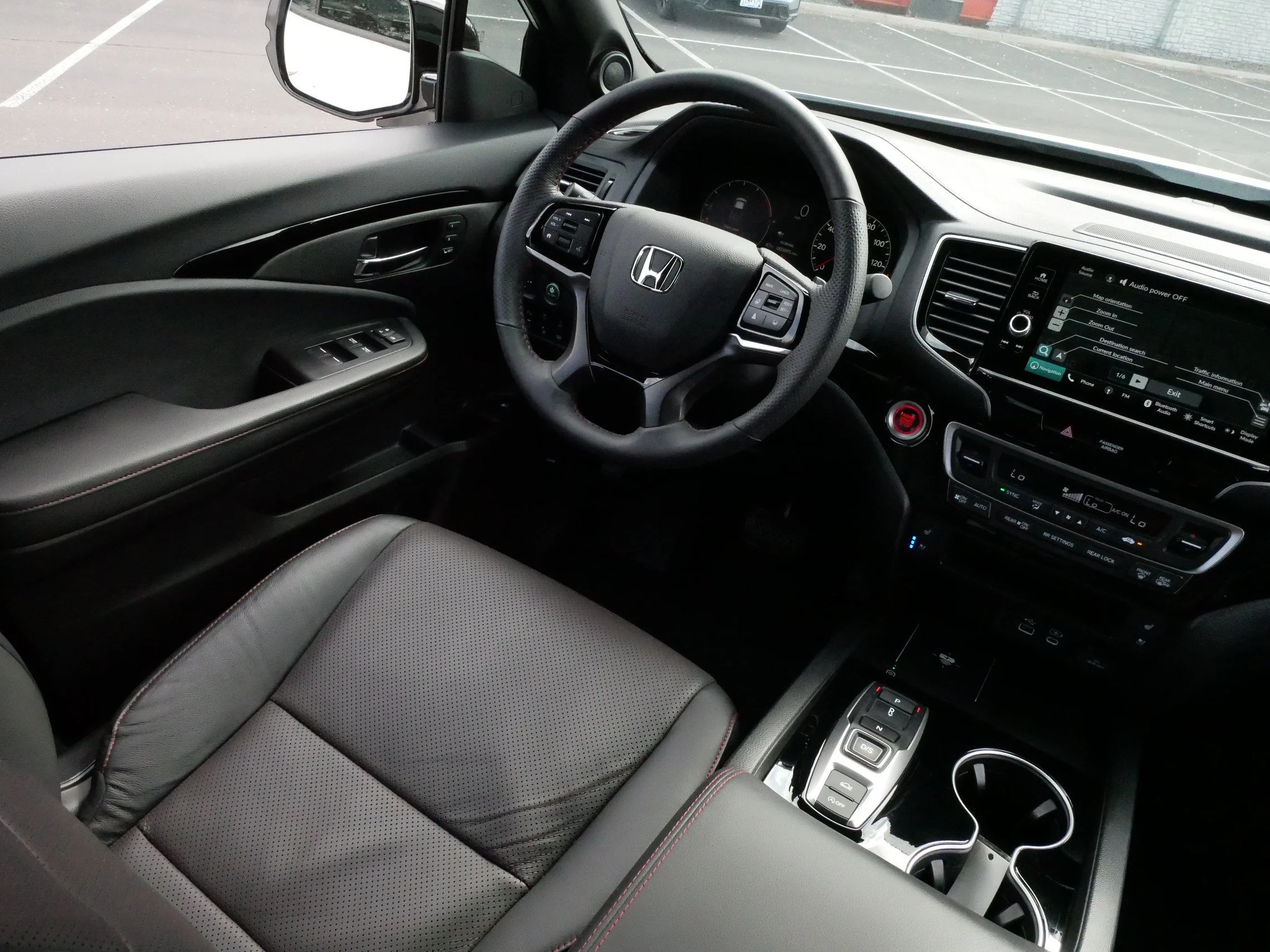 Certified Used 2026 Platinum White Pearl Honda Black Edition Two-Tone image 9