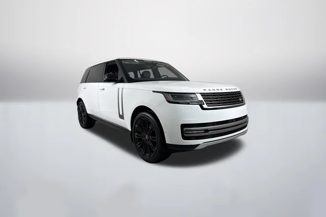 2024 Land Rover Range Rover SE W/REAR DVD