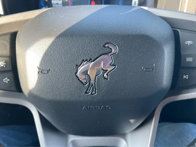 New 2025 Oxford White Ford Badlands® image 44