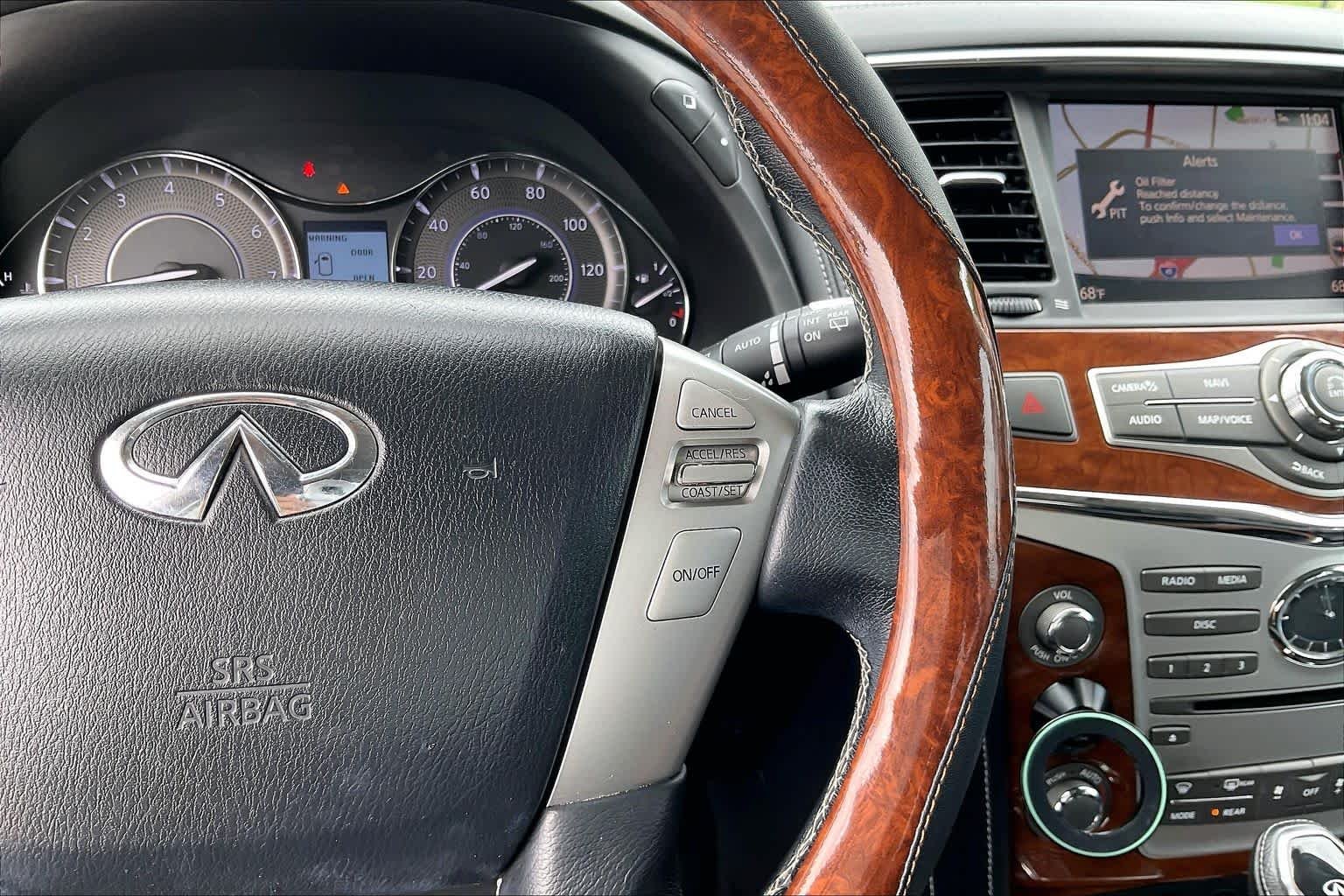 Used 2019 Moonstone White INFINITI LUXE image 25