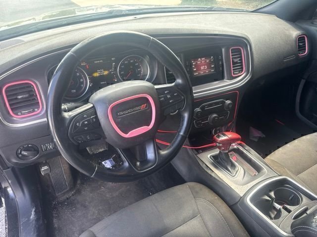 Used 2016 Silver Dodge SE image 14