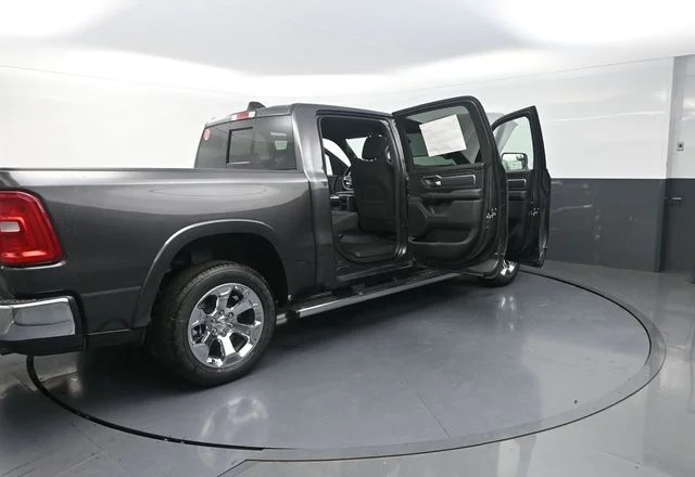 New 2026 Granite Crystal Metallic Clear-Coat Exterior Paint RAM Big Horn/Lone Star image 38