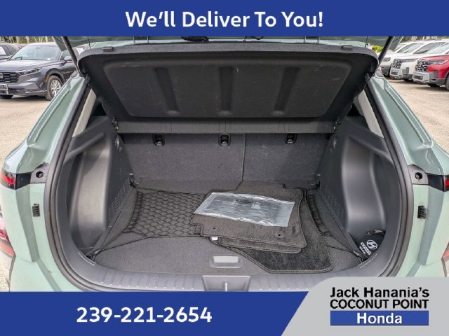 Used 2024 Green Hyundai SEL image 13