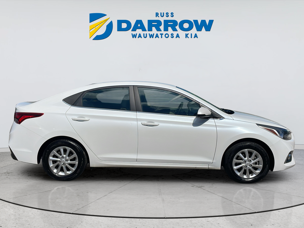 Used 2022 White Hyundai SEL image 6