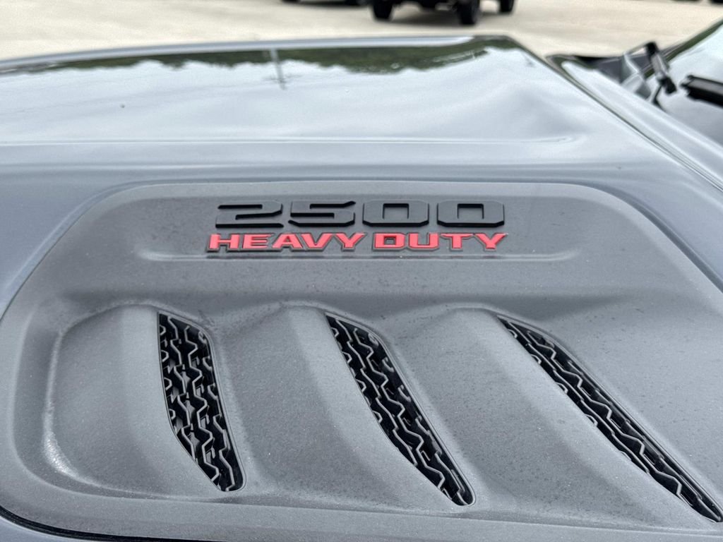 New 2026 Forged Blue Metallic Exterior Paint RAM Tradesman image 52