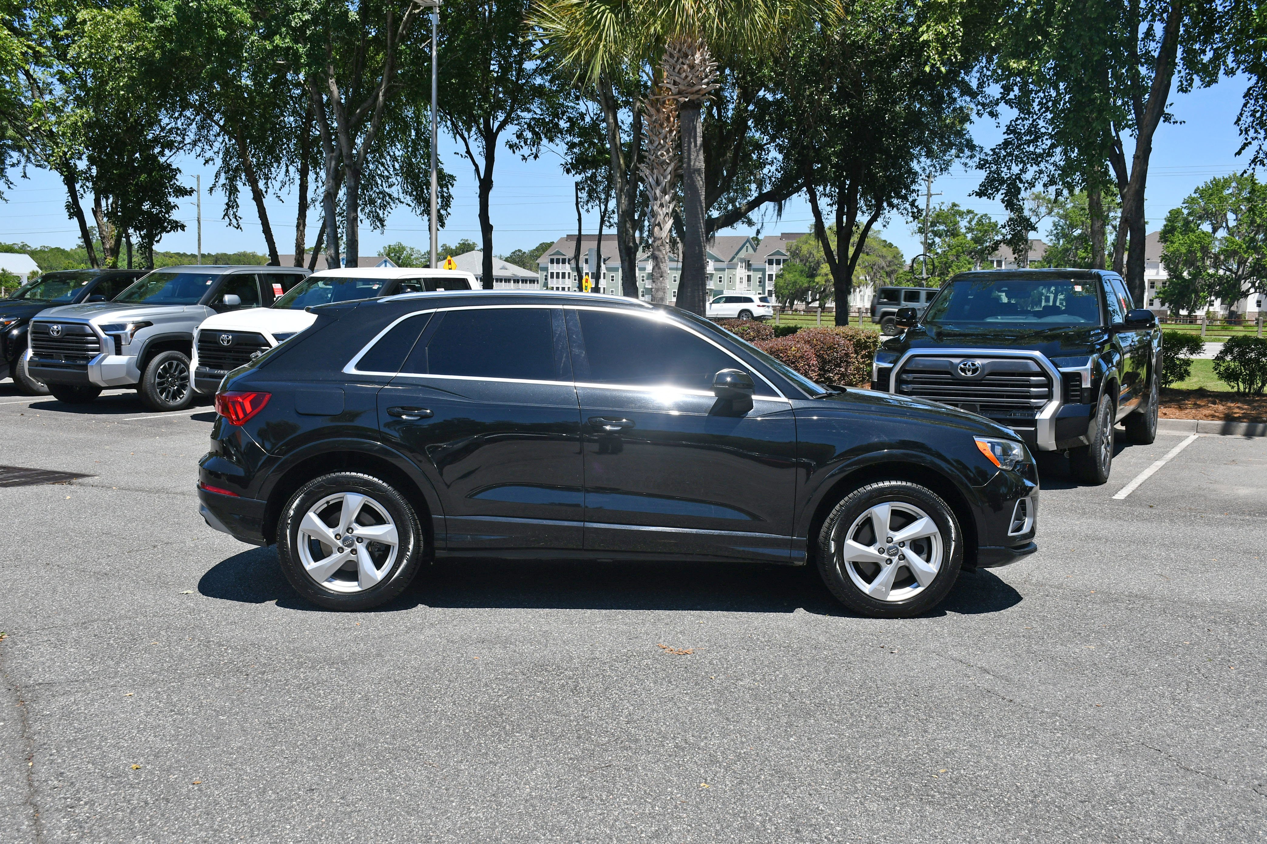Used 2020  Audi  image 5