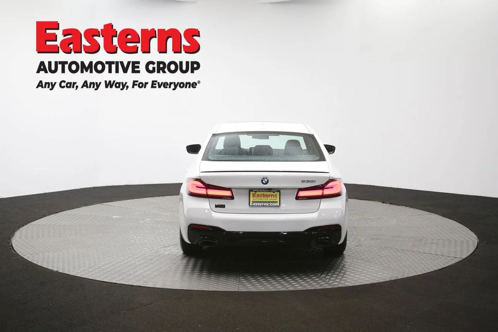Used 2023 White BMW 530i image 41