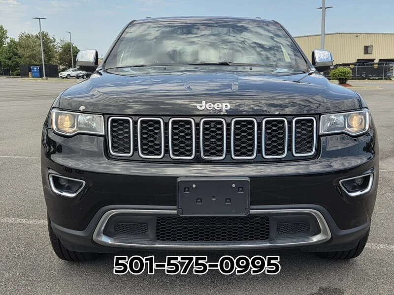 Used 2017 Diamond Black JEEP LIMITED 4X4 image 8
