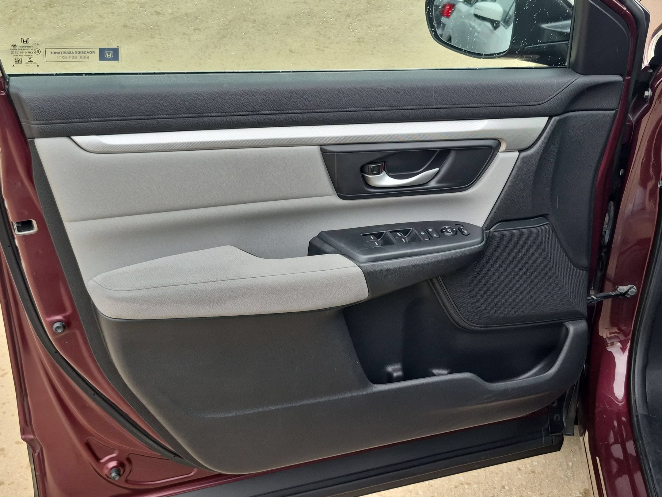 2017 Honda CR-V LX - Photo 13