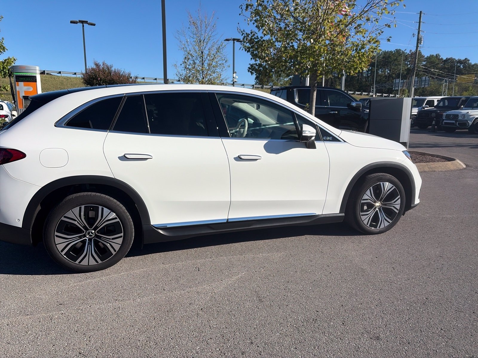 Used 2023 Polar White Mercedes-Benz 350+ SUV image 4