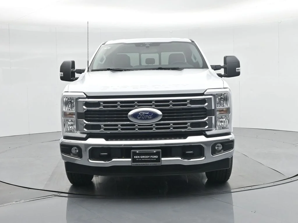 New 2026 White Ford XLT image 23