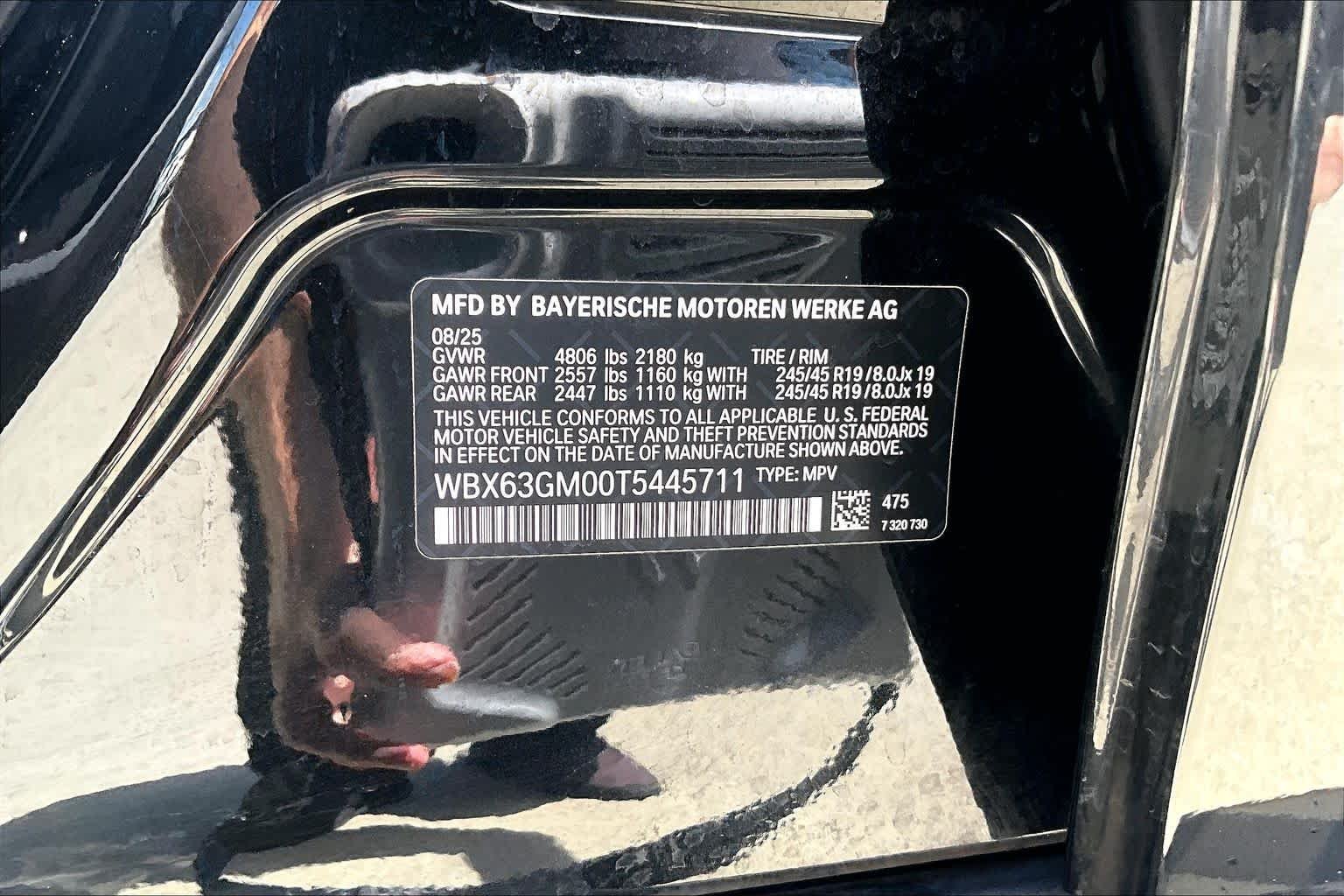 Used 2026 Black Sapphire Metallic BMW xDrive28i image 33