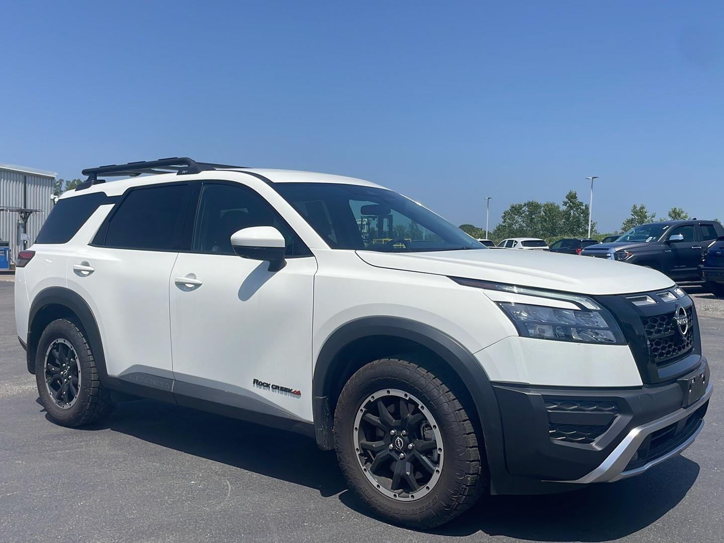 Used 2025 Glacier White Nissan Rock Creek image 7