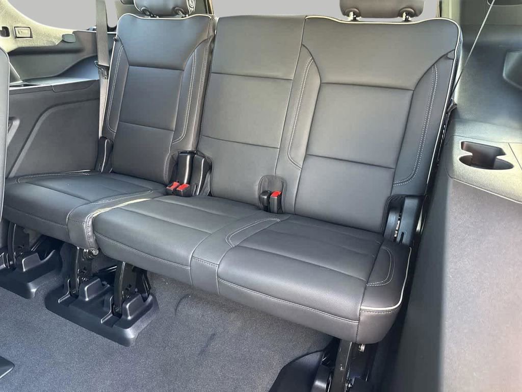 2026 Chevrolet Tahoe Premier - Photo 19
