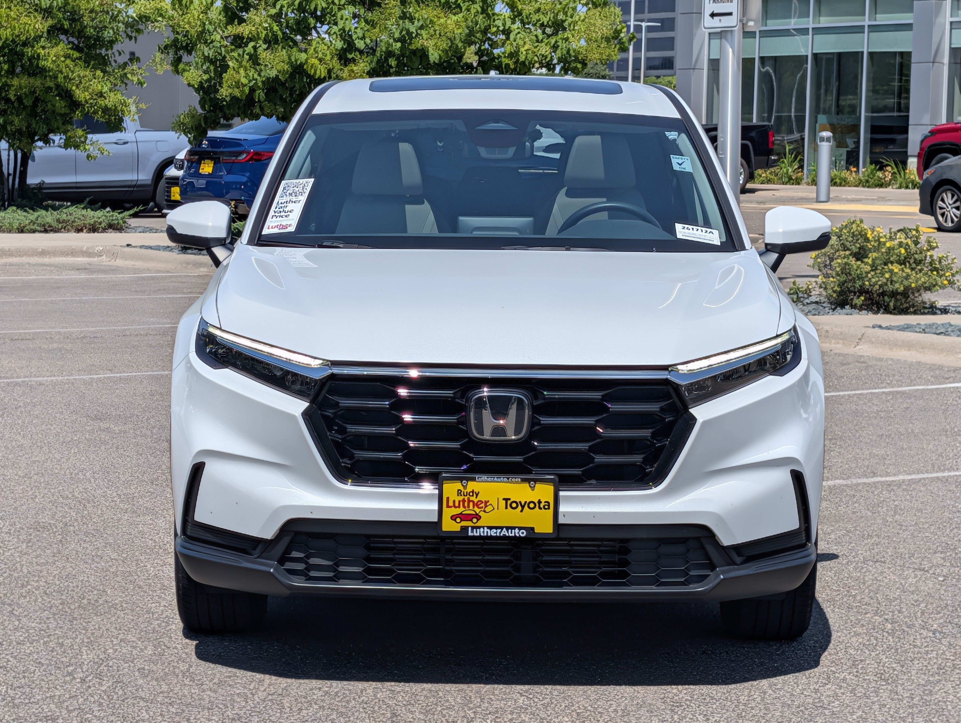 Used 2023 Platinum White Pearl Honda EX image 2