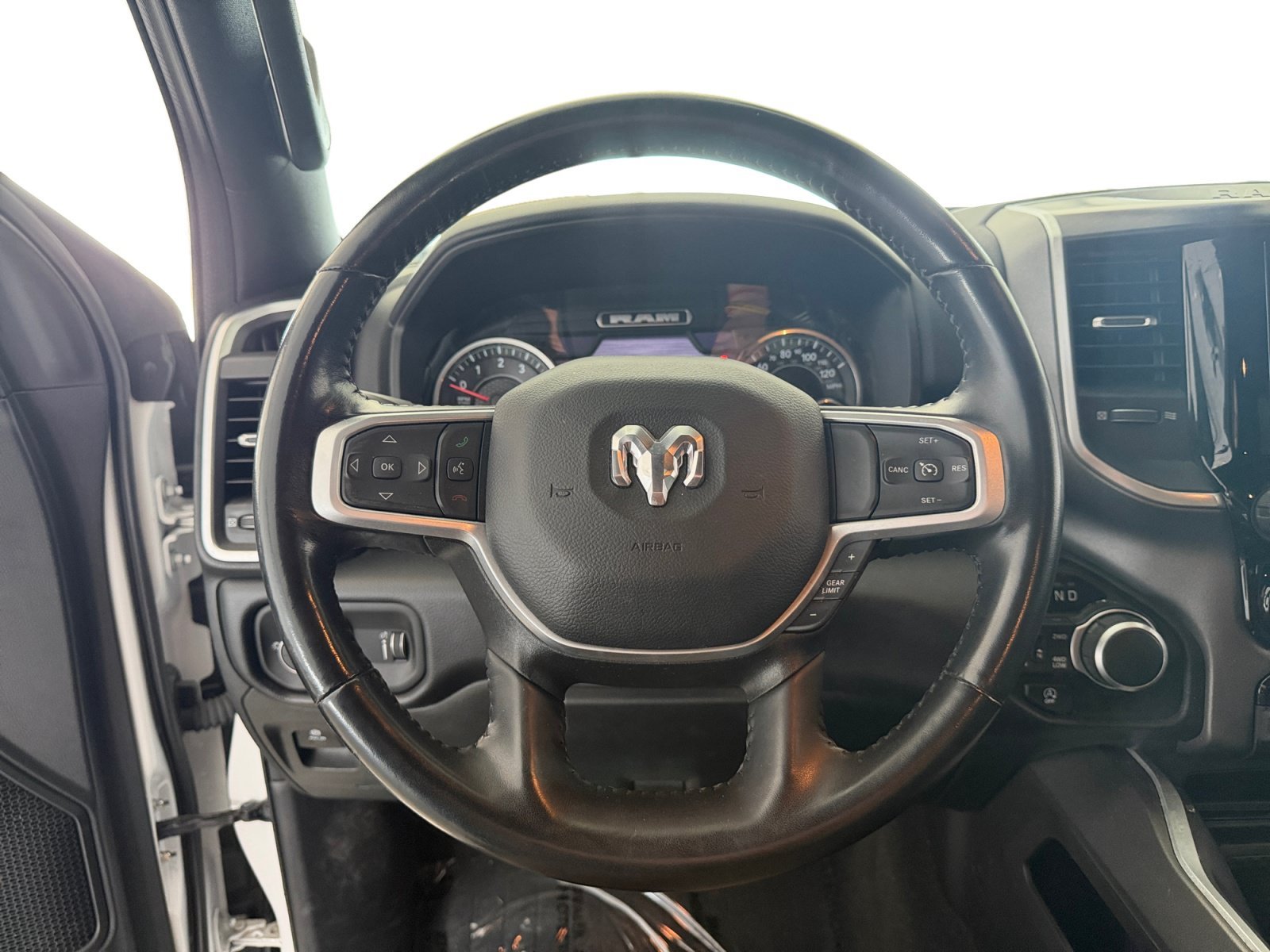 Used 2022 Bright White Clearcoat Ram Big Horn image 10