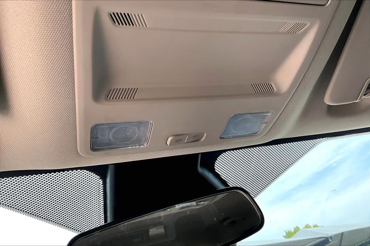 Used 2019 Magnetic Ford XLT image 32