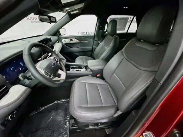 New 2027 Ruby Red Metallic Tinted Clearcoat Ford Active image 21