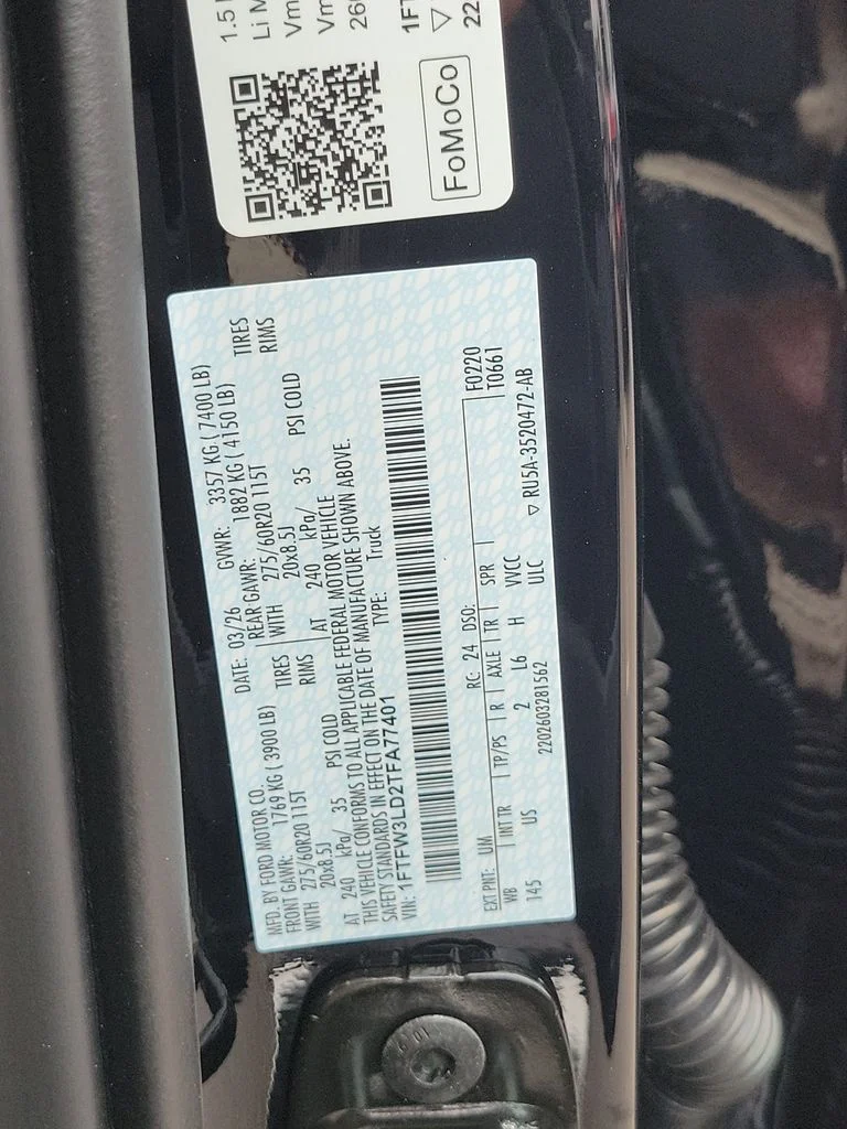 New 2026 Agate Black Metallic Ford XLT image 32