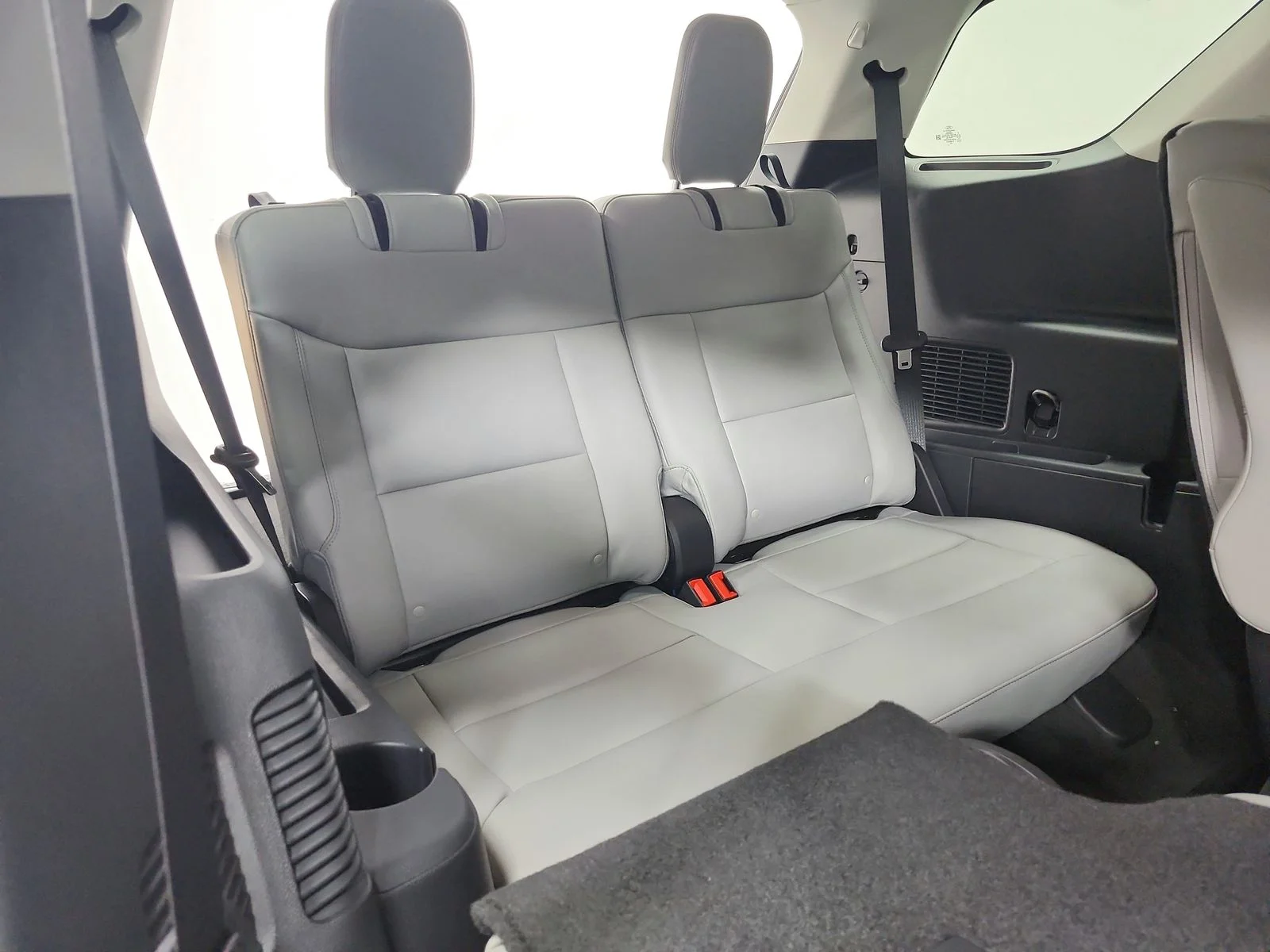 New 2026 Carbonized Gray Metallic Ford Active image 46