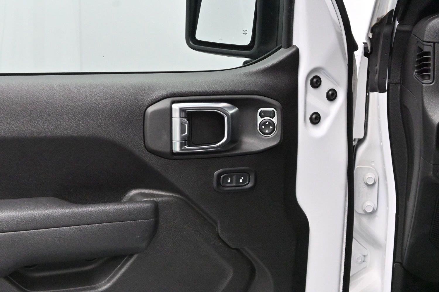 Used 2025 White Jeep Nighthawk image 11