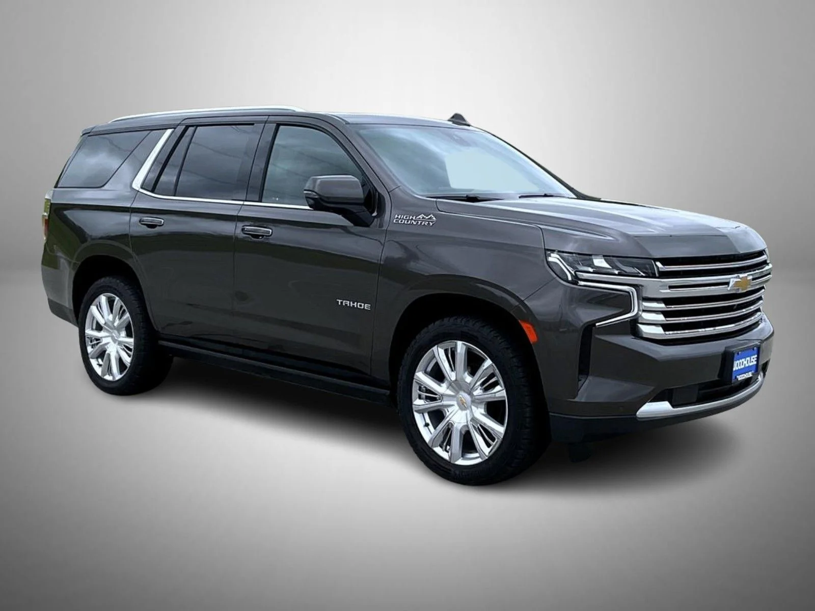 Used 2021 Gray Chevrolet High Country image 3