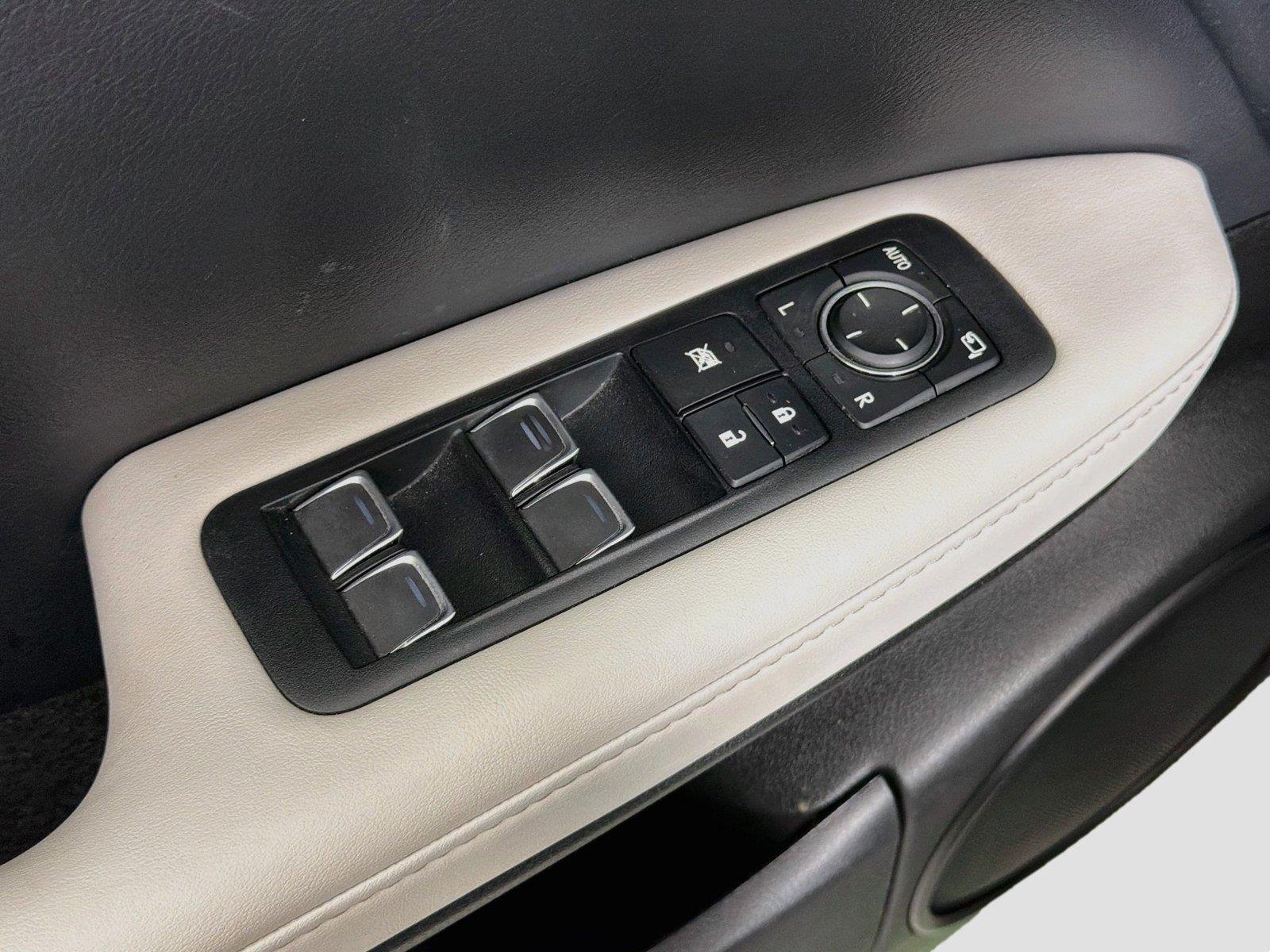 Used 2022 Nebula Gray Pearl Lexus RX 350 image 17