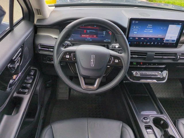 Used 2023 Blue Lincoln Reserve image 15