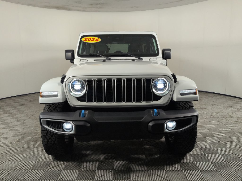 Used 2024 White Jeep Sahara 4xe image 3