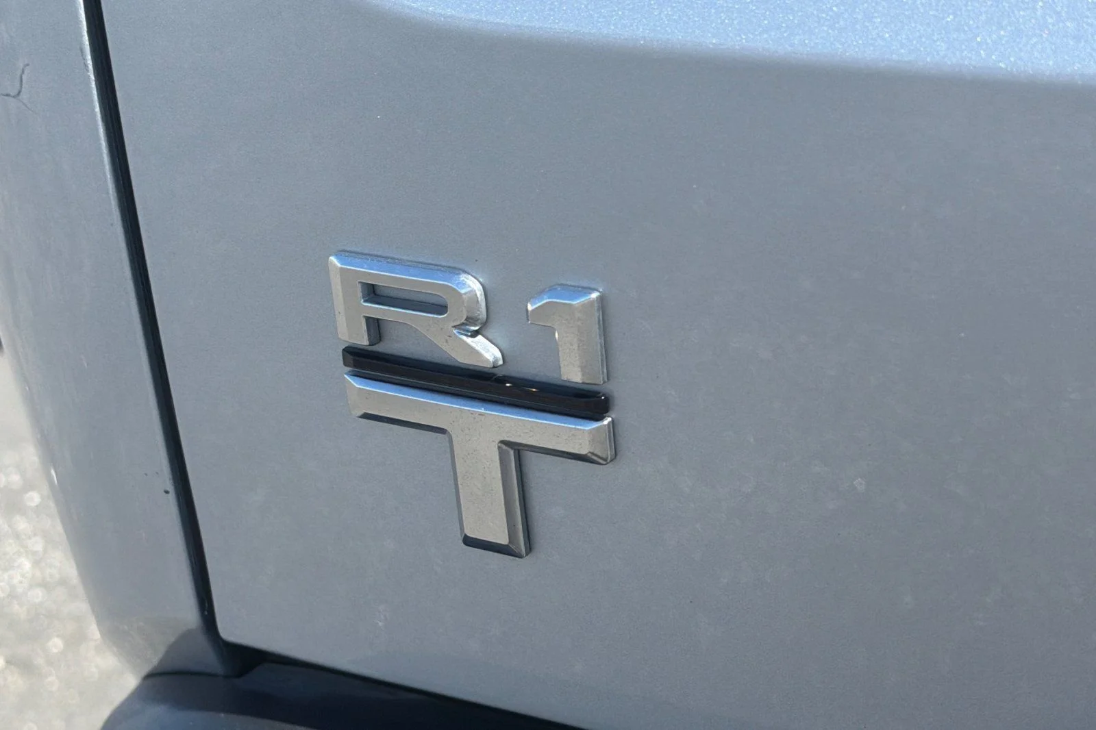 Used 2023  Rivian Adventure image 40